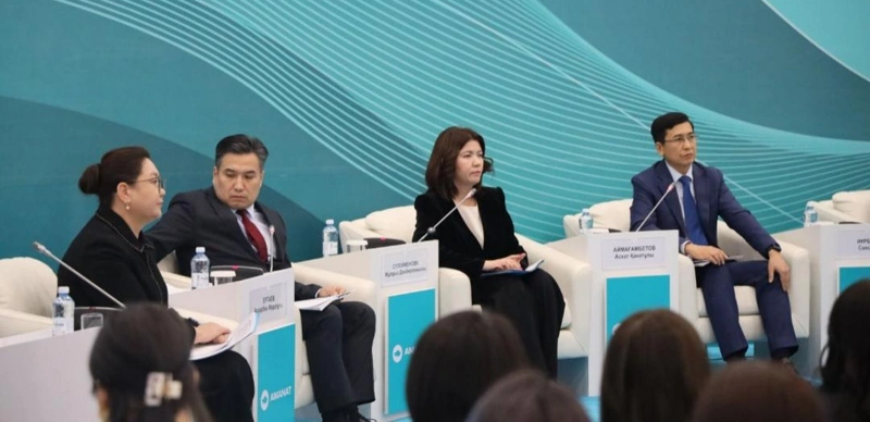 Oqýshylar árbir pándi bazalyq deńgeıde meńgerýi tıis — mınıstr