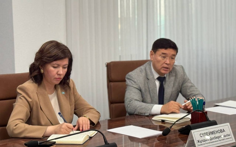 Oqý-aǵartý mınıstrligi