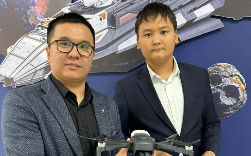 Pavlodarlyq oqýshy sý aıdyndarynyń sapasyn tekseretin dron oılap tapty