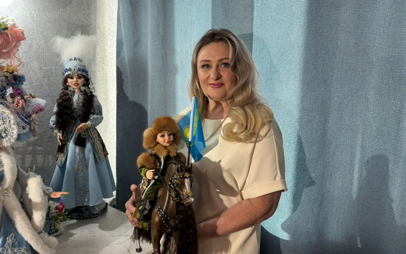 Петропавл тұрғыны полимерлі балшықтан ерекше қуыршақтар жасайды