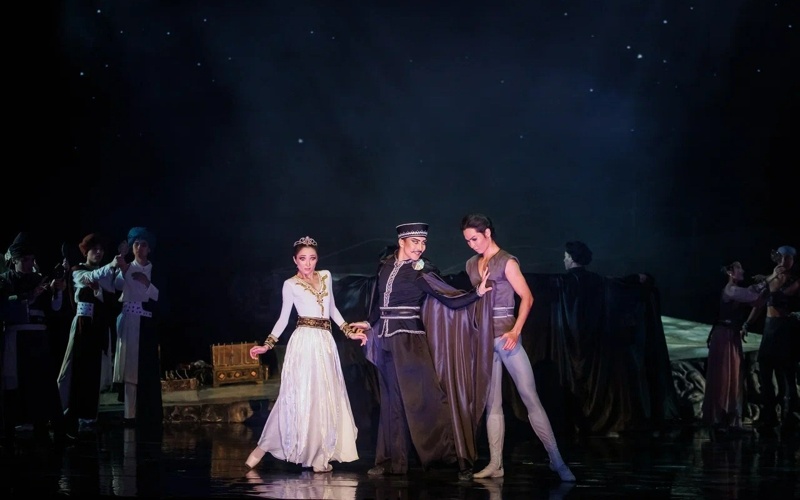 Абай атындағы қазақ ұлттық опера және балет театры