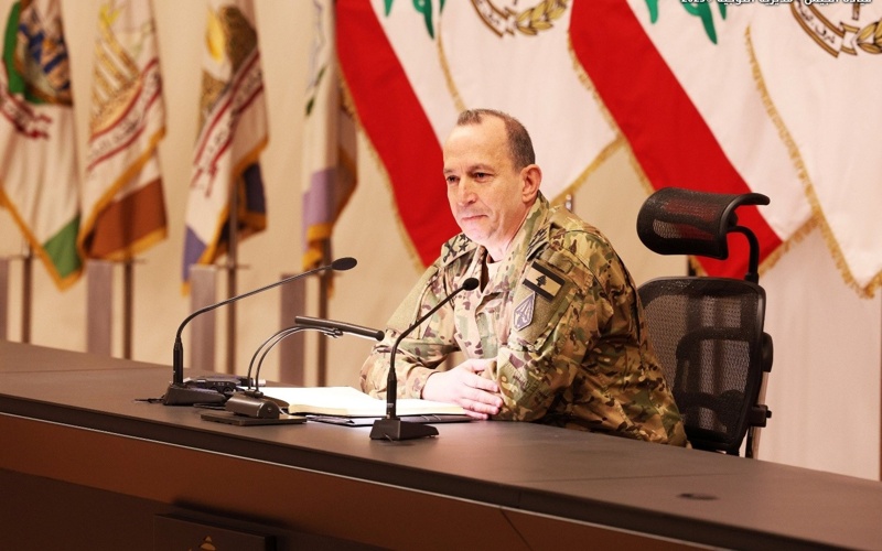 Массовая эмиграция и раскол армии: что происходит в Ливане