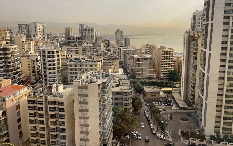 Массовая эмиграция и раскол армии: что происходит в Ливане