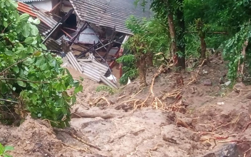 Sri Lanka declares emergency as floods wreak havoc across Colombo Sri Lanka declares emergency as floods wreak havoc across Colombo