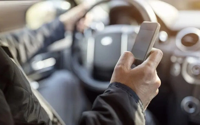 В Израиле предложили штрафовать водителей за SMS на $3000