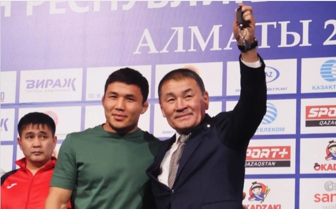 Казахстанский борец-вольник получил квартиру за победу в ЧМ-2024