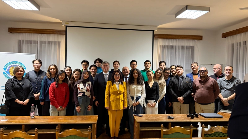 Елші Абзал Сапарбекұлы қазақ-мажар стратегиялық серіктестігі туралы дәріс оқыды