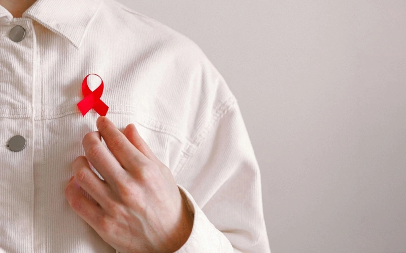 Хитойлик тадқиқотчилар ОИВни йўқ қилиш технологиясининг клиник синовларини бошладилар