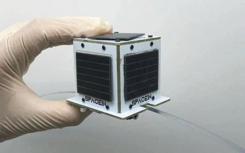 Азербайджан впервые запустил на орбиту учебный спутник