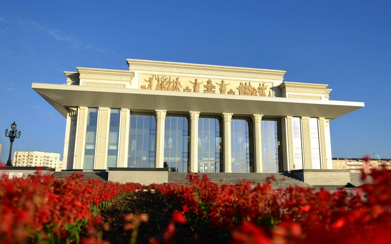 Талдыкорганский драмтеатр имени Бикен Римовой получил статус академического