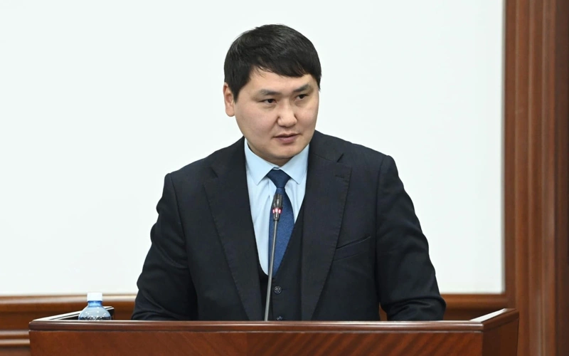 Бақтияр Артаев