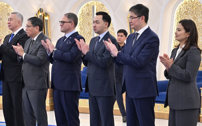 Мемлекет басшысы Еуропалық Кеңес Президентін І дәрежелі «Достық» орденімен марапаттады