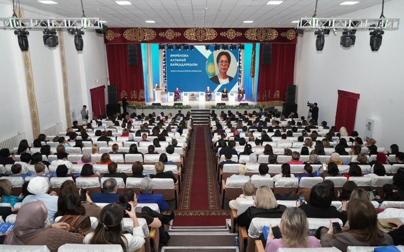 Форум для сотни сельских женщин страны прошел в Акмолинской области ф