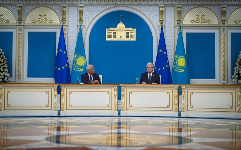 Президент білім, ғылым және академиялық ұтқырлық салаларында ұдайы қолдау көрсетіп келе жатқан Еуропа Одағына ризашылығын білдірді