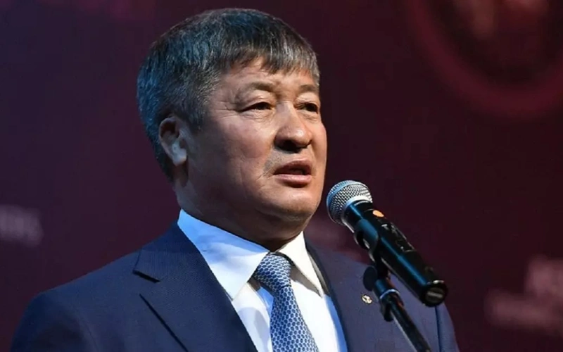 Даулет Турлыханов