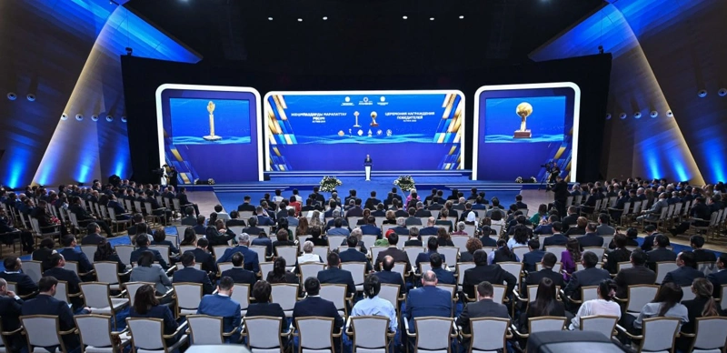 Президент: Диалог между государством и бизнесом должен претерпеть изменения