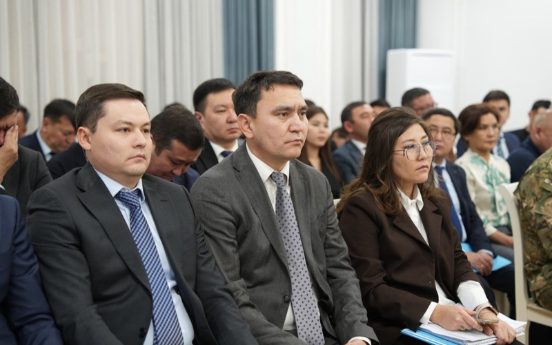 Jambyl oblysynyń sharýalaryna kelesi jyly sýarý maýsymynda sý tapshylyǵy bolýy múmkin ekeni túsindirildi