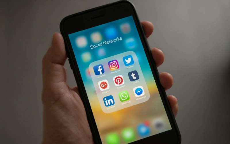 Meta планирует сократить расходы на VR-проекты и готовится к увольнениям