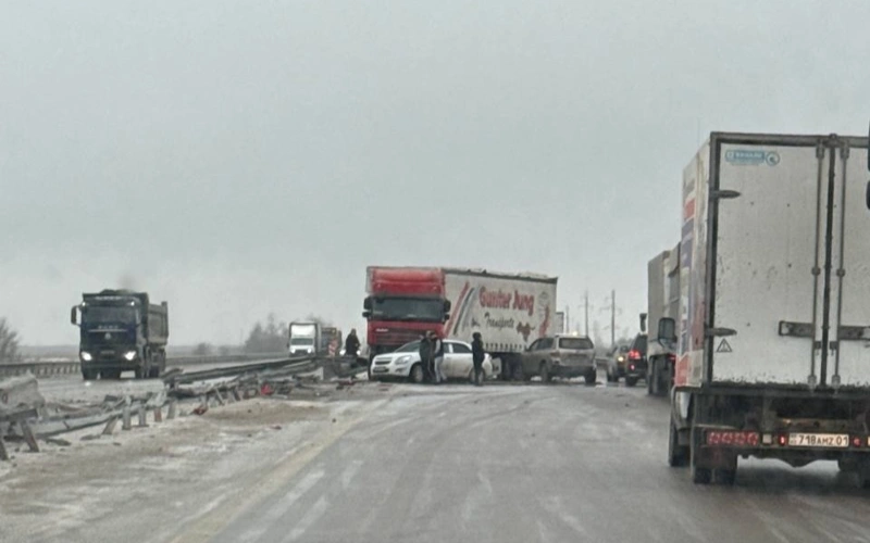 Массовое ДТП произошло на трассе в Акмолинской области