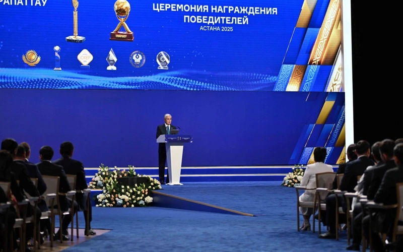 Prezıdent: Kásipkerlerdi qoldaý úshin yńǵaıly tsıfrlyq ekojúıe qalyptastyrý qajet 