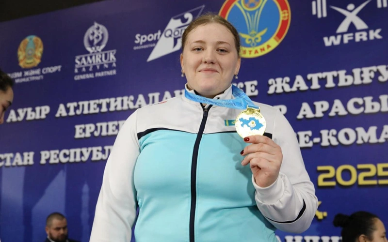 Любовь Ковальчук стала чемпионкой Казахстана по тяжелой атлетике