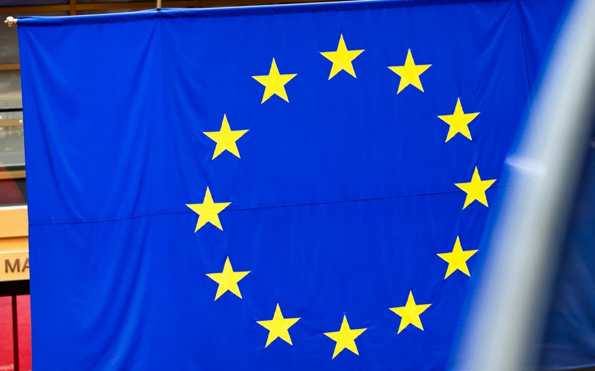 ЕО алғаш рет импортқа салынатын көміртек бажының мөлшерін белгіледі