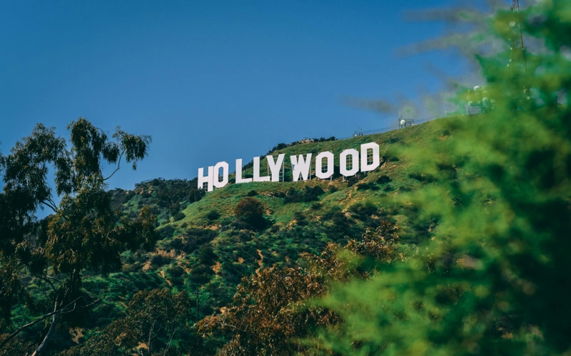 Голливудские профсоюзы обеспокоены сделкой Netflix и Warner Bros