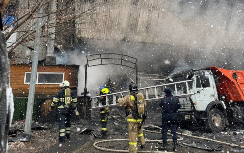 Астанада дәмханадан шыққан өрт толық сөндірілді Астанада дәмханадан шыққан өрт толық сөндірілді