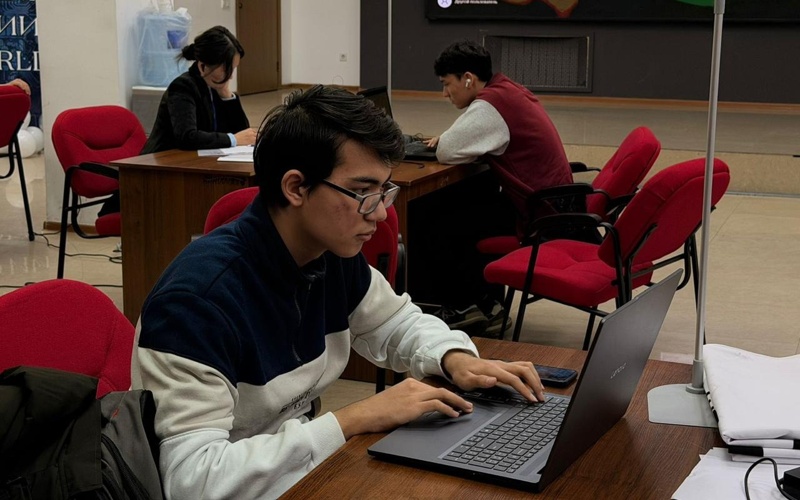 Как IT-технологии в колледжах Алматы меняют рынок труда