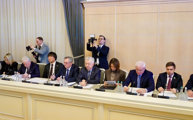 депутаттар депуттар