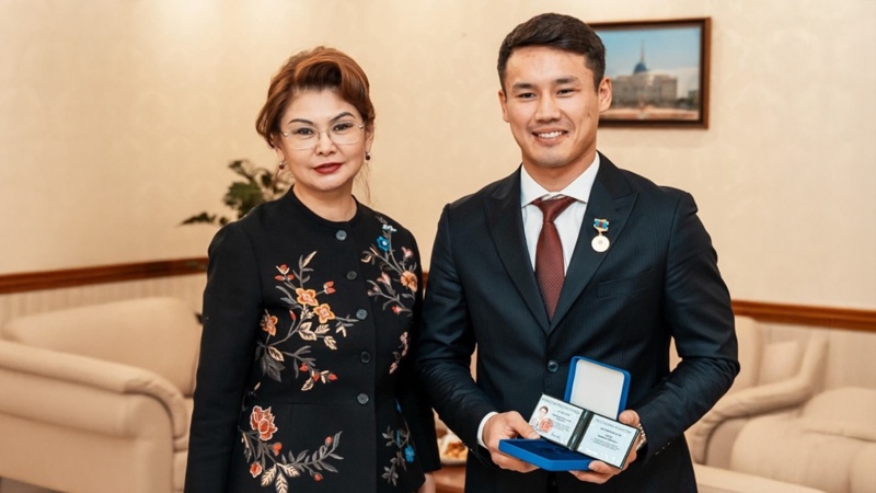 Аида Балаева және Еркебұлан Тоқтар 