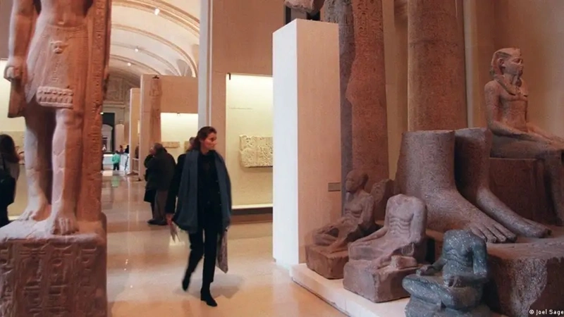 Лувр қызметкерлері ереуілге шығады