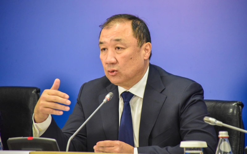 Нурлан Сауранбаев