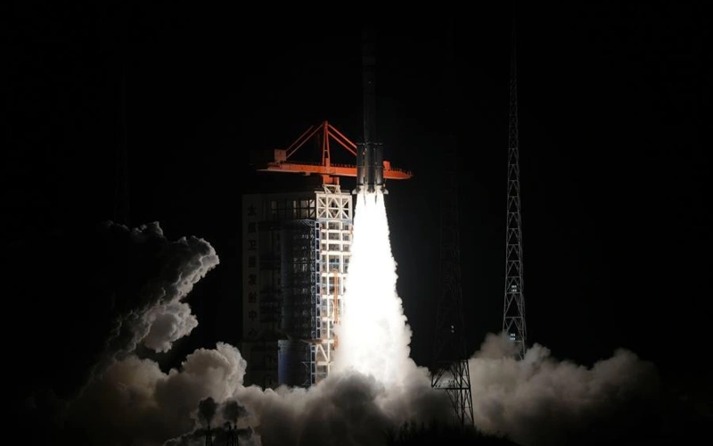 China launches group of new internet satellites