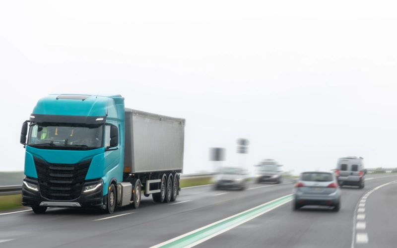 Казахстан планирует запустить беспилотные грузовые автомобили в 2027 году