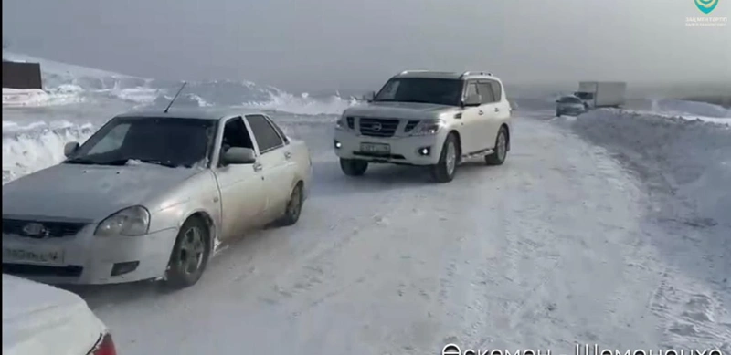 ШҚО-да 150 көлік қар құрсауында қалды