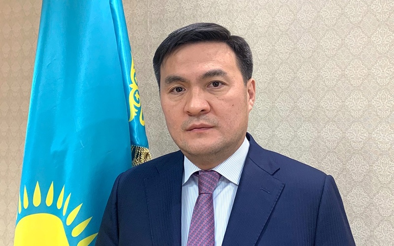  АХМЕТЖАНОВ Ануар Муратович 