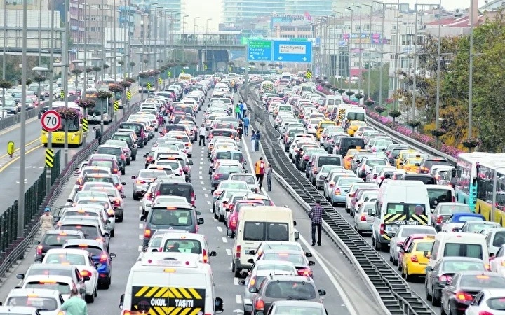 Назван город с самыми долгими автомобильными пробками в мире
