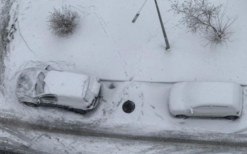 Почти половина месячной нормы снега выпала в Алматы за ночь