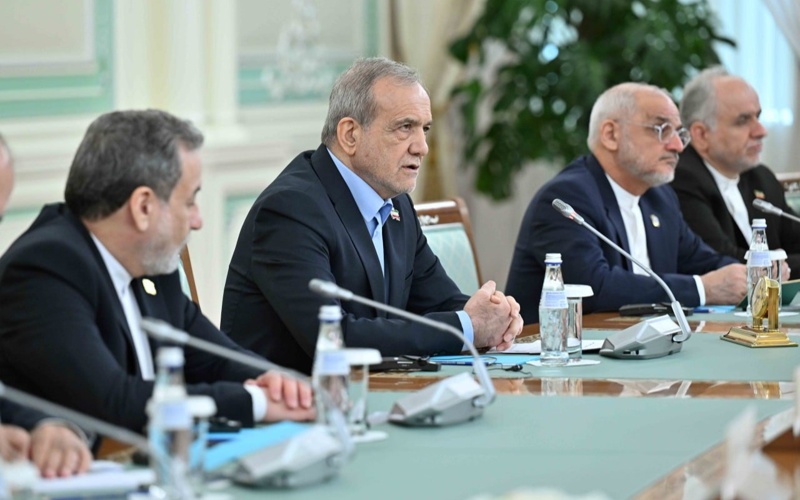 Масуд Пезешкиан Масуд Пезешкиан