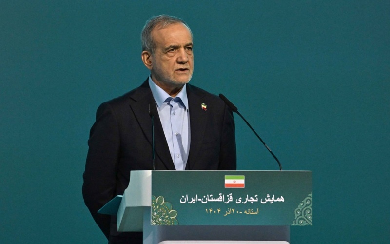 哈萨克斯坦-伊朗商业论坛在阿斯塔纳举行 两国总统共同出席