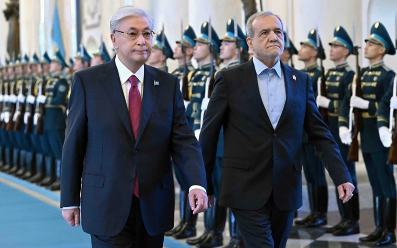 President Tokayev welcomes Masoud Pezeshkian in Akorda