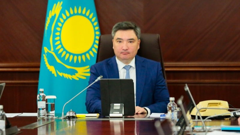 Олжас Абайұлы БЕКТЕНОВ Олжас Абайұлы БЕКТЕНОВ