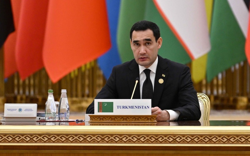 Сердар Бердімұхамедов Сердар Бердімұхамедов