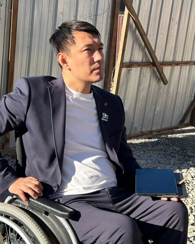 Елдос Баялышбаев а