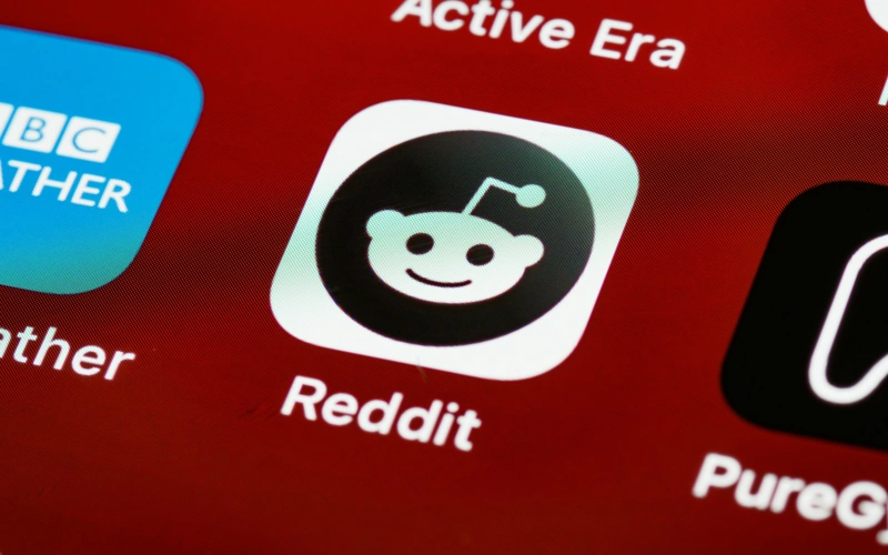 Reddit Aýstralııa úkimetin sotqa berdi