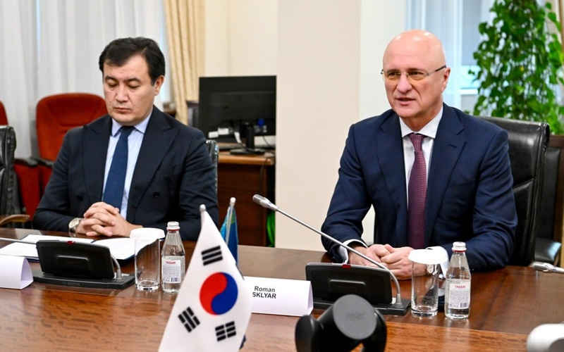 Роман Скляр встретился с послом Южной Кореи в Казахстане Роман Скляр встретился с послом Южной Кореи в Казахстане