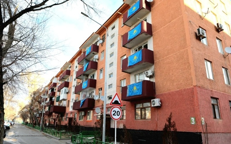 Как дома в Туркестане украшают ко Дню Независимости как дома в Туркестане украшают ко Дню Независимости