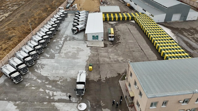 «Taza Qazaqstan»: Oblys ákimi jańa qoqys shyǵarý tehnıkalarymen tanysty 