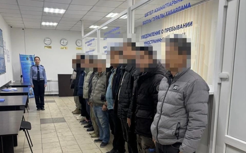 11 трудовых мигрантов без документов работали в ТРЦ Костаная